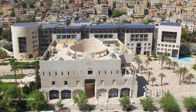 اسئلة حول جدوى استثمارات الأمانة في رؤية عمان.. والحاج حسن يوضح